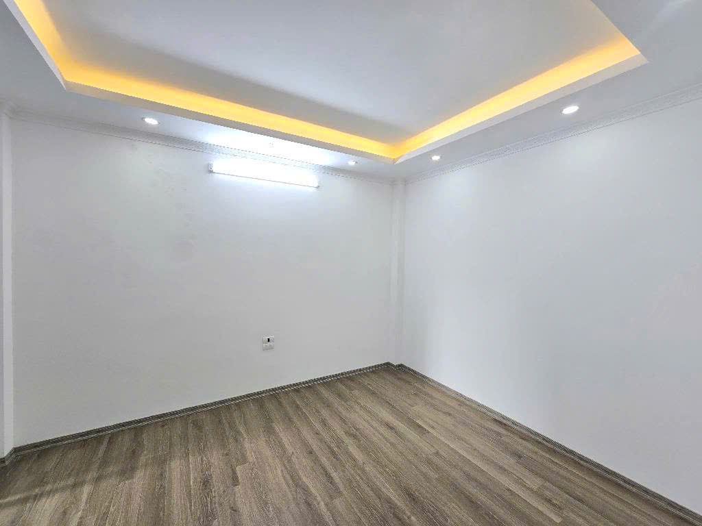 NHÀ  ĐẸP  ĐẠI ÁNG -MỚI KOONG -4 TẦNG – Ô TÔ ĐỖ CỬA – GẦN HỒ ĐIỀU HÒA – CHỈ 4 TỶ! - Ảnh 2